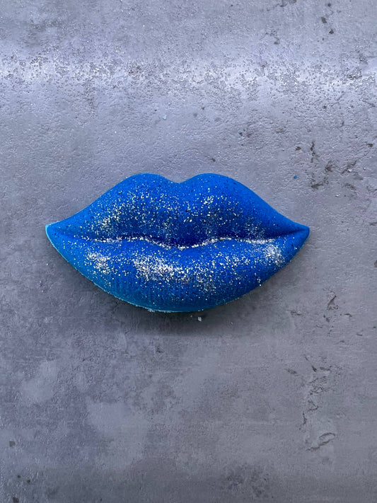 Kiss bleu